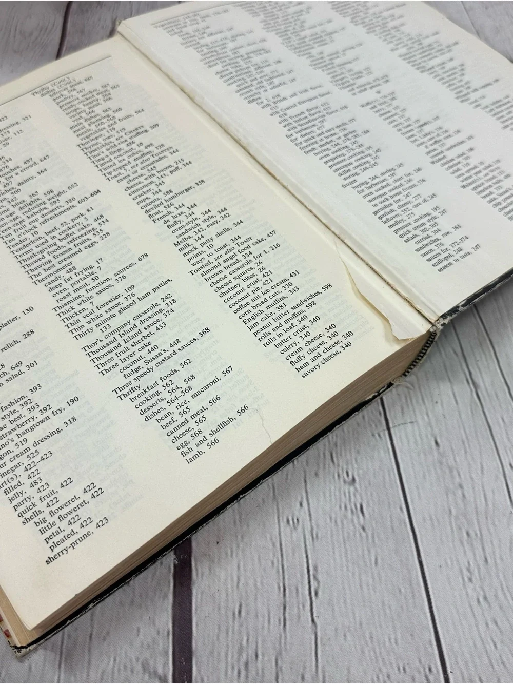 vtg 1957 Good Housekeeping Cook Book Hardcover MCM retro collectible